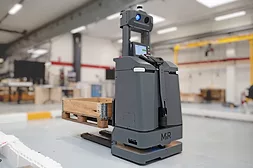 Mobile Industrial Robots PalletJack