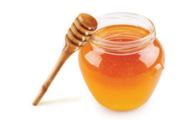 Honey resonates as versatile beverage ingredient - Beverage Industry